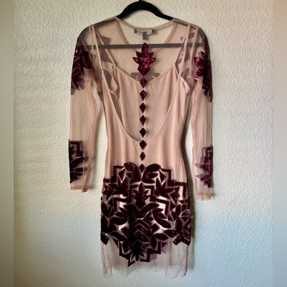 Vienna Mini Dress - Picture 5 of 6